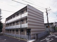 レオパレステナマント25の外観画像