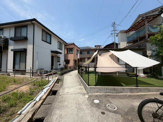 近くに施設あり