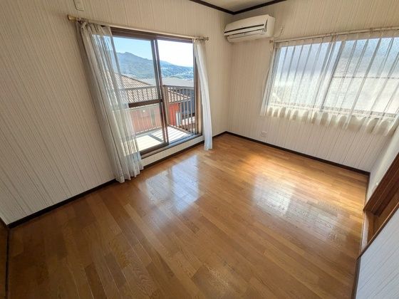 ベッドルーム