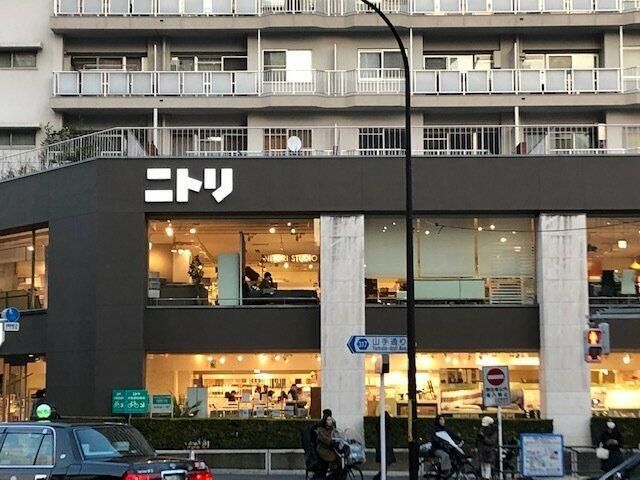 近くに施設あり