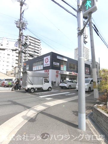 近くに施設あり