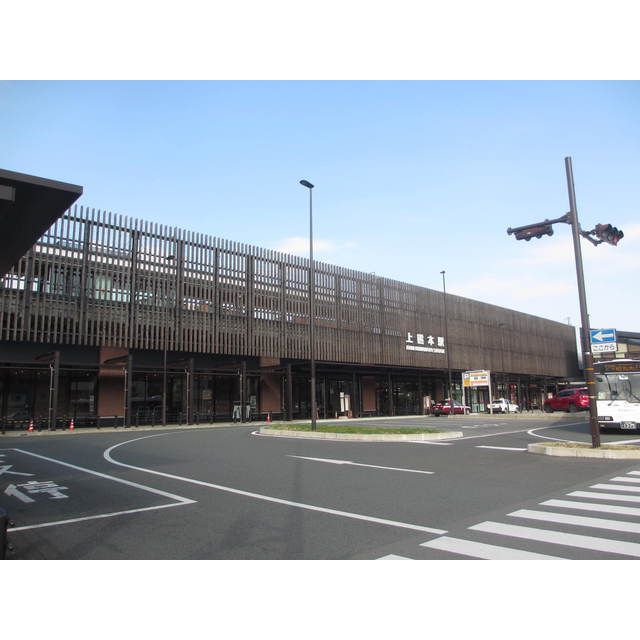 近くに施設あり