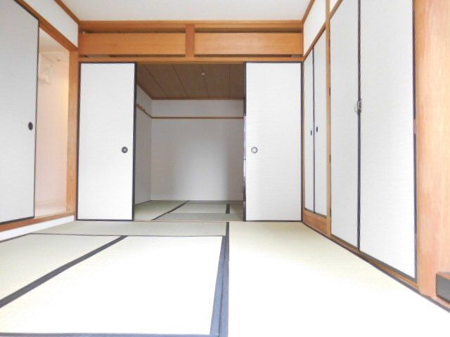 ベッドルーム