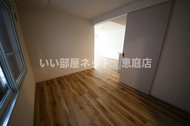 ベッドルーム