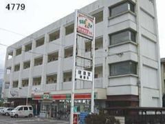 ヴィラ・アンソレイエ東温2の外観画像