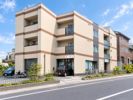 スカイコート勧修の外観