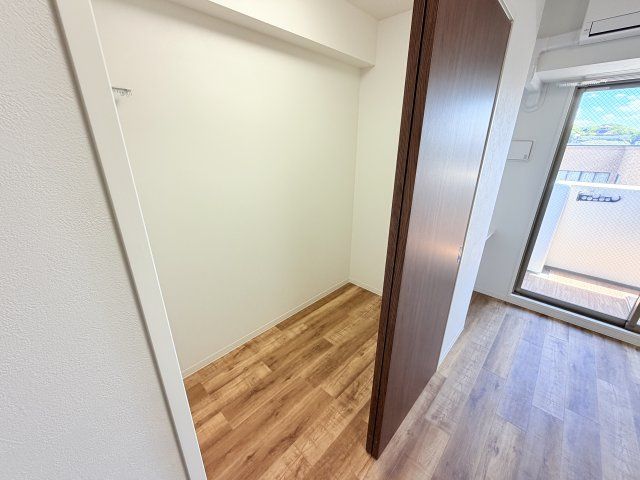 ベッドルーム