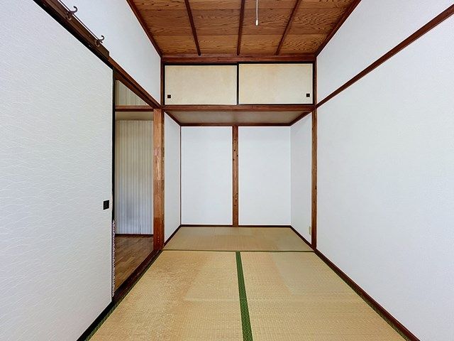 ベッドルーム