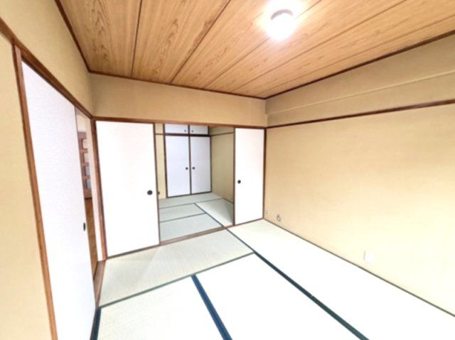 ベッドルーム