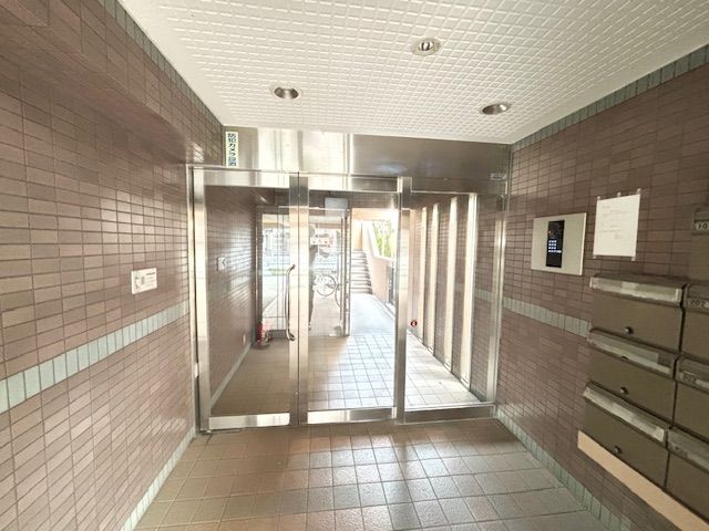 ロビー