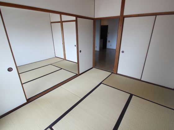 ベッドルーム