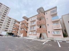 シャトレ元植田の外観画像