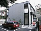 レオパレス下手ヶ久保の外観