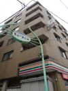 ルート山手の外観