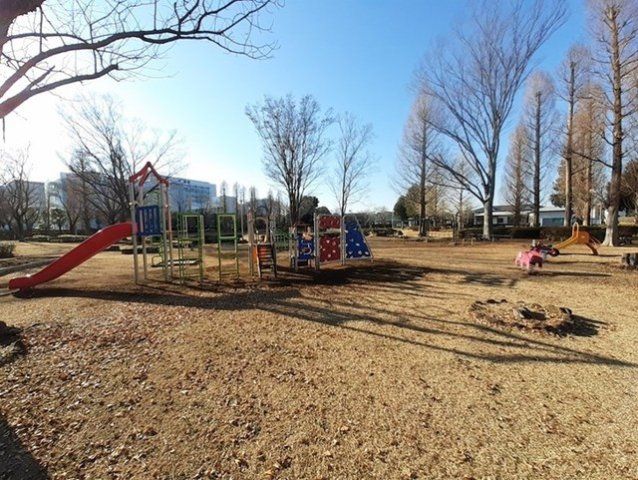高野台公園まで300m