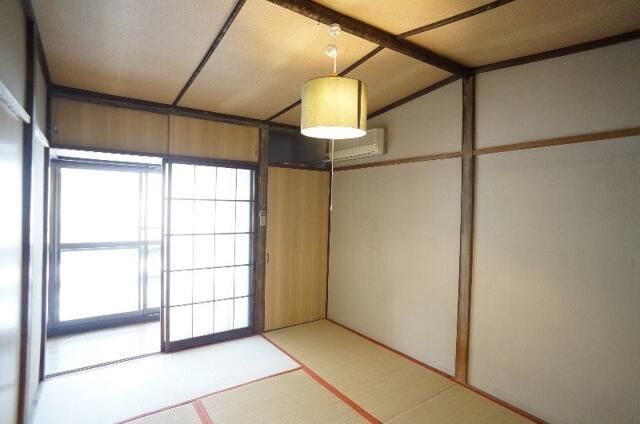 ベッドルーム