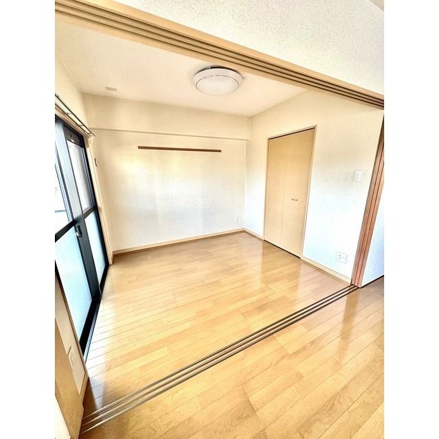 ベッドルーム