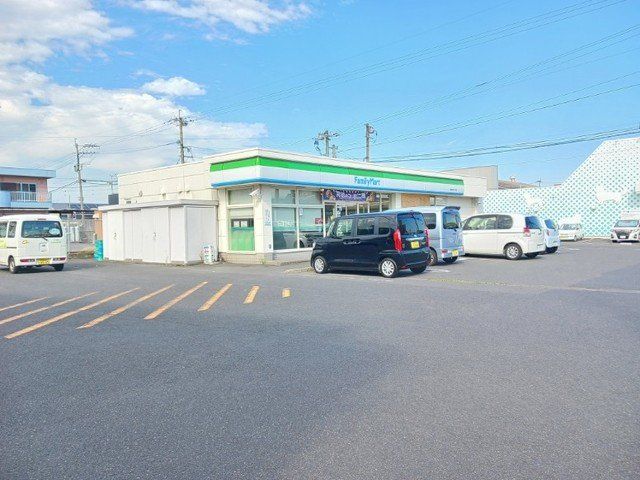 ファミリーマート鹿屋寿四丁目店まで450m
