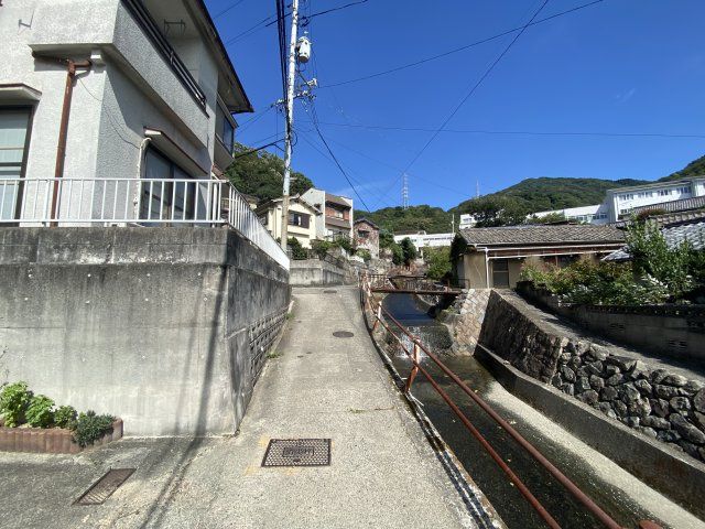近くに施設あり