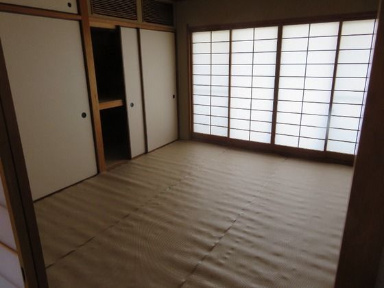 ベッドルーム