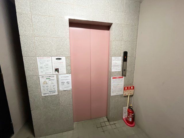ロビー