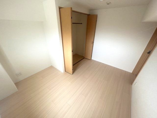 ベッドルーム