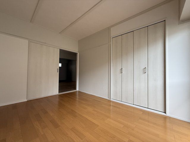 ベッドルーム
