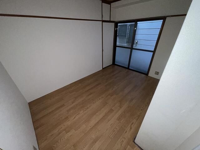 ベッドルーム