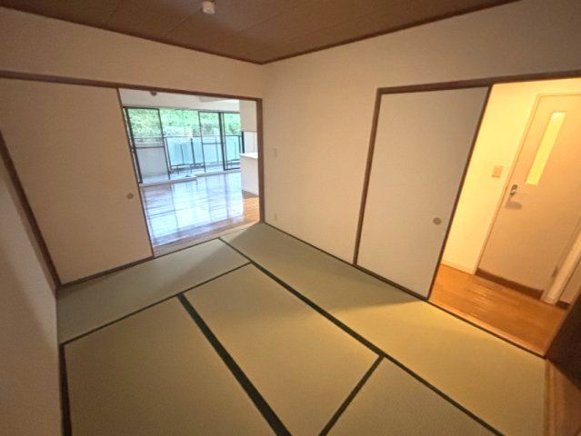 ベッドルーム