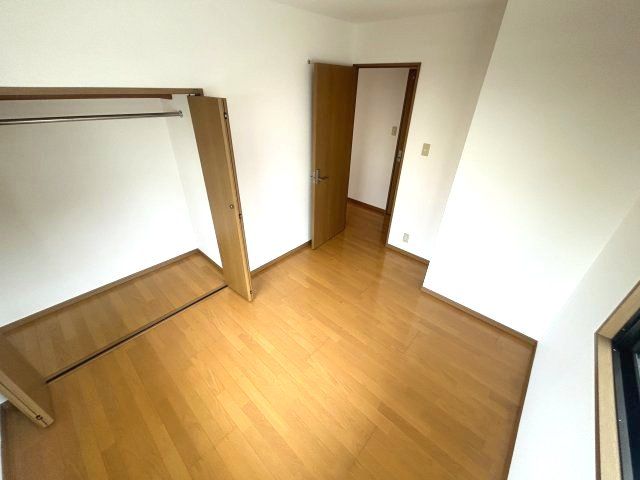 ベッドルーム
