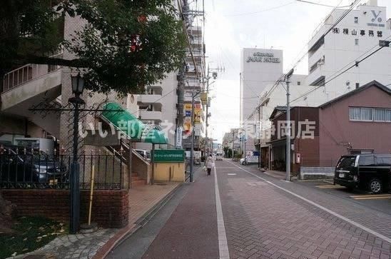近くに施設あり