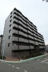 ルーブル高島平の外観