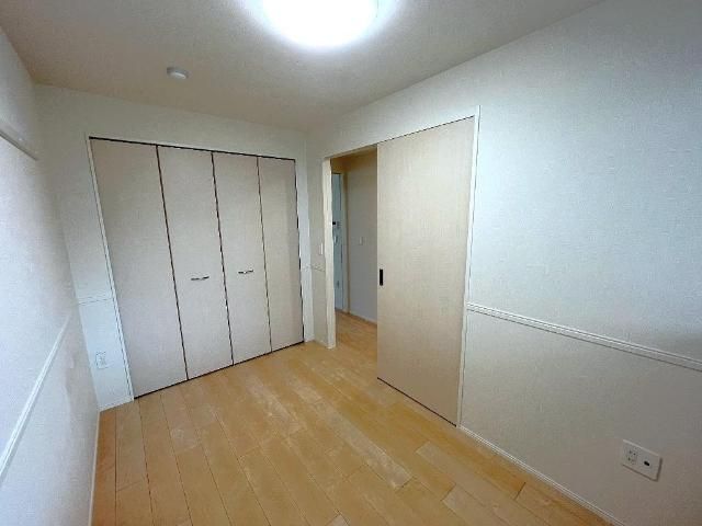 ベッドルーム