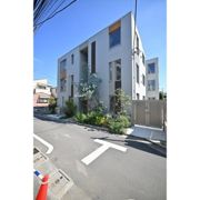 プレアス新大久保の外観画像