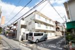 中川マンションの外観