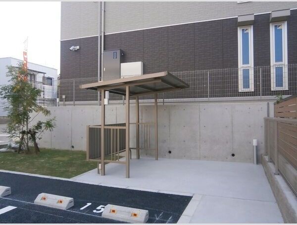 近くに施設あり