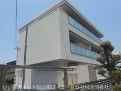 リバーサ道後椿館の外観画像