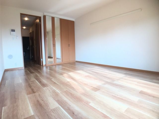 ベッドルーム