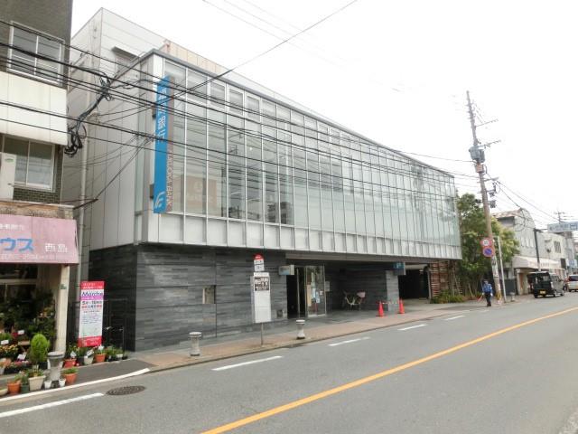 福岡銀行(550m)