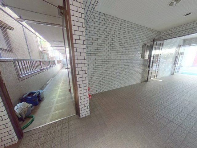 ロビー