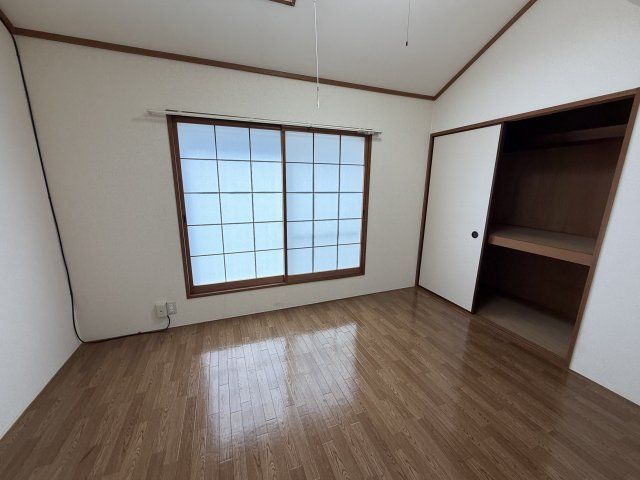 ベッドルーム