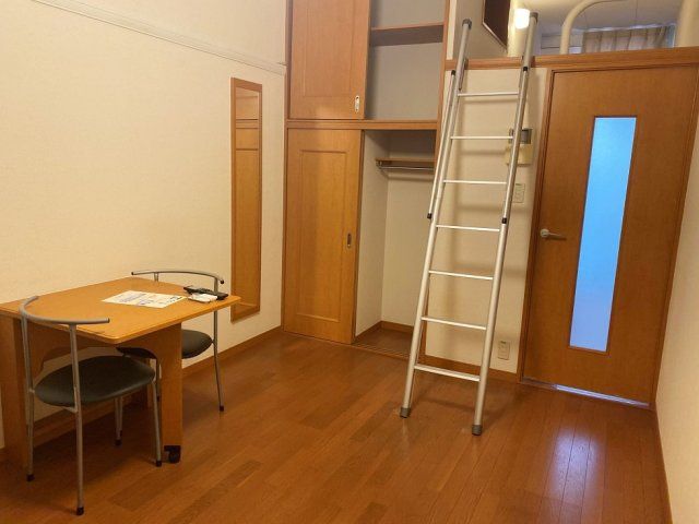 ベッドルーム