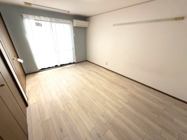 ベッドルーム