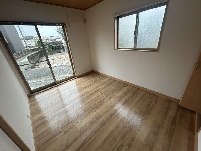 ベッドルーム