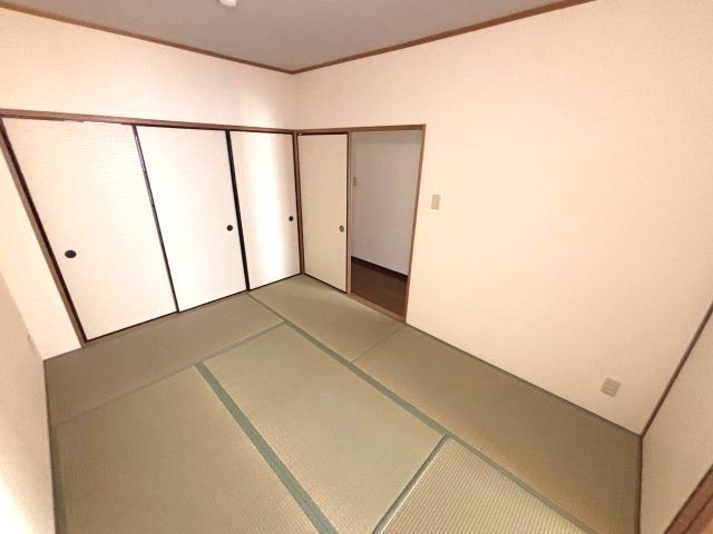 ベッドルーム