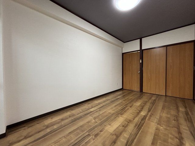 ベッドルーム