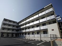 レオパレスシャルム花園の外観画像