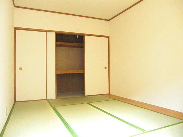 ベッドルーム