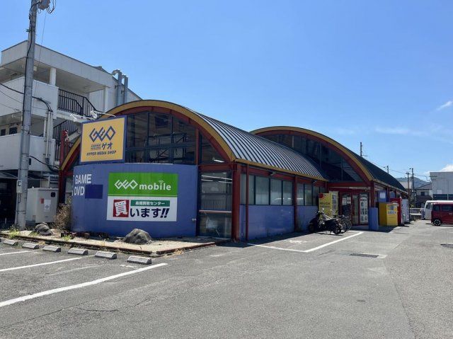 近くに施設あり