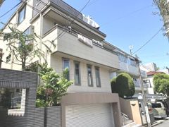 FAMILLE INOUEの外観画像